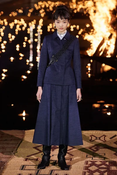 Look 63